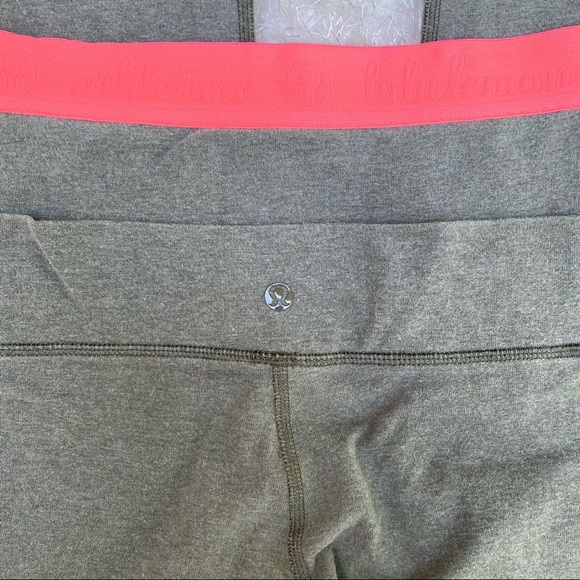 Lululemon Live Natural Legging Yoga Pant Green/Pink size 6 - Picture 7 of 11